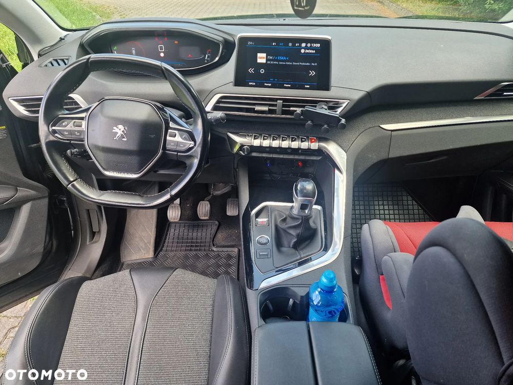 Peugeot 5008 BlueHDI 130 Allure Business-Paket - 17