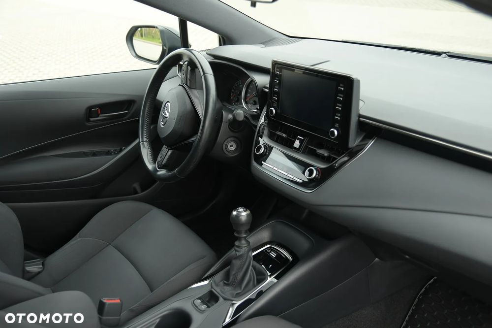 Toyota Corolla - 17