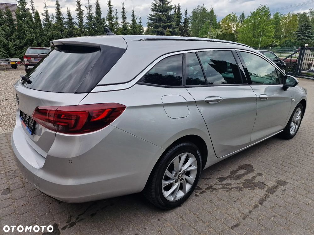 Opel Astra 1.5 D Start/Stop Automatik Design&Tech - 10