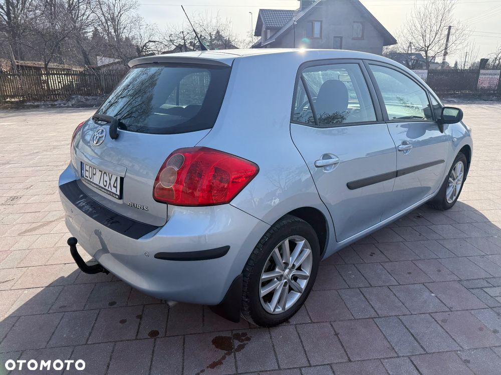 Toyota Auris 1.6 VVT-i Prestige Start - 3