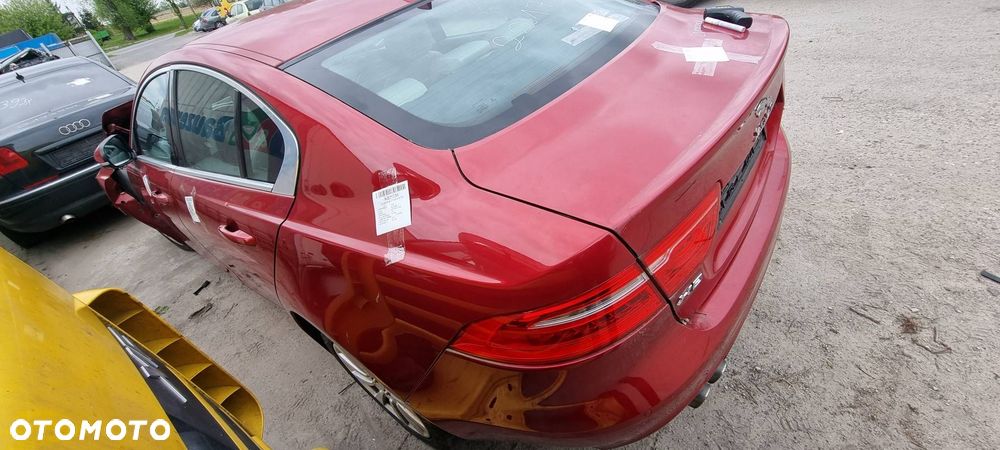 ĆWIARTKA BŁOTNIK LEWY TYŁ JAGUAR XE X760 2.0 D SEDAN - 9