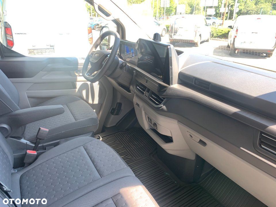 Ford Transit Custom - 10