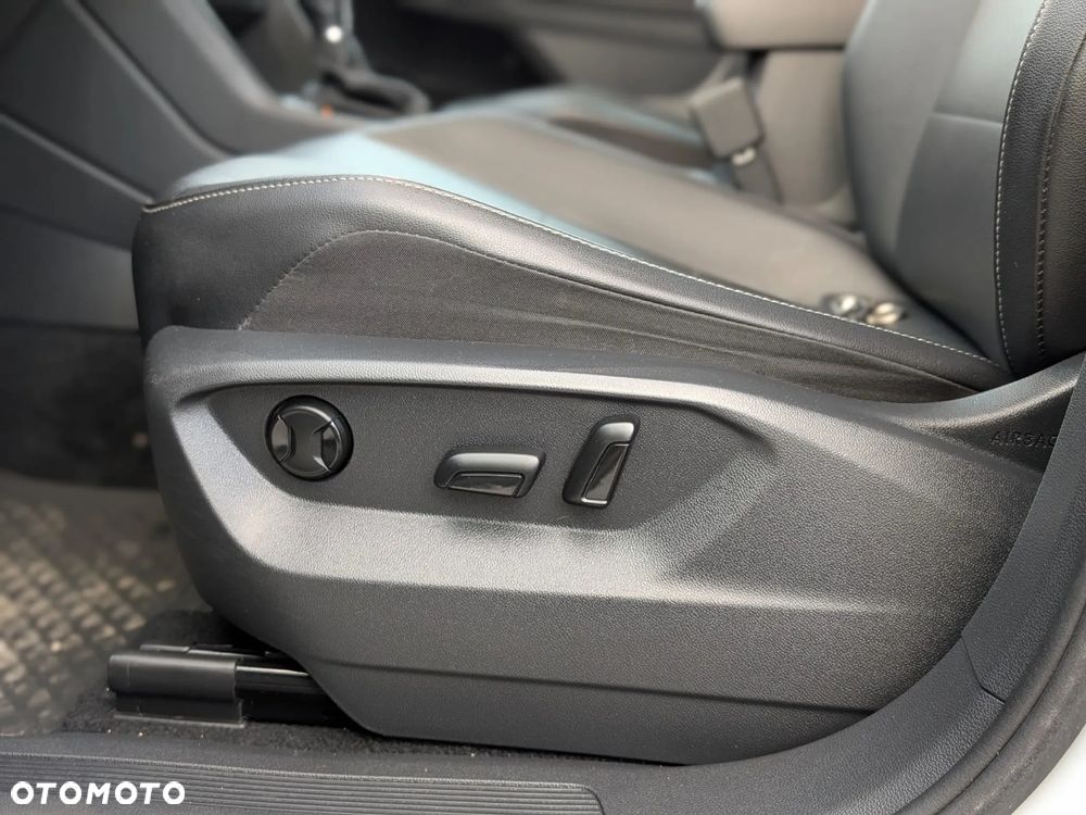 Volkswagen Tiguan - 14