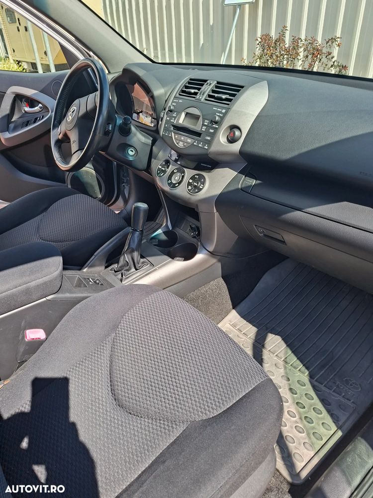 Toyota RAV4 2.0 Executive - 10