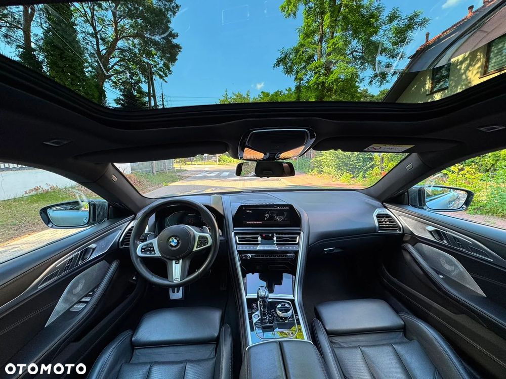 BMW Seria 8 M850i xDrive - 34