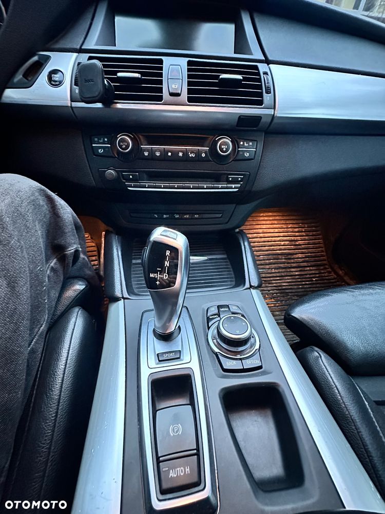 BMW X6 - 9