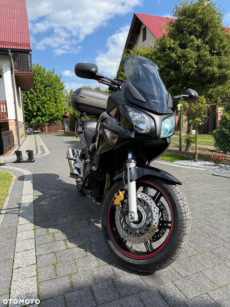 Honda CBF - 4