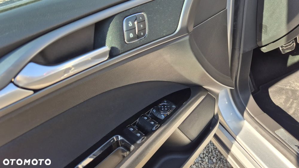 Ford Mondeo SW 2.0 TDCi S&S PowerShift-Aut Titanium - 18
