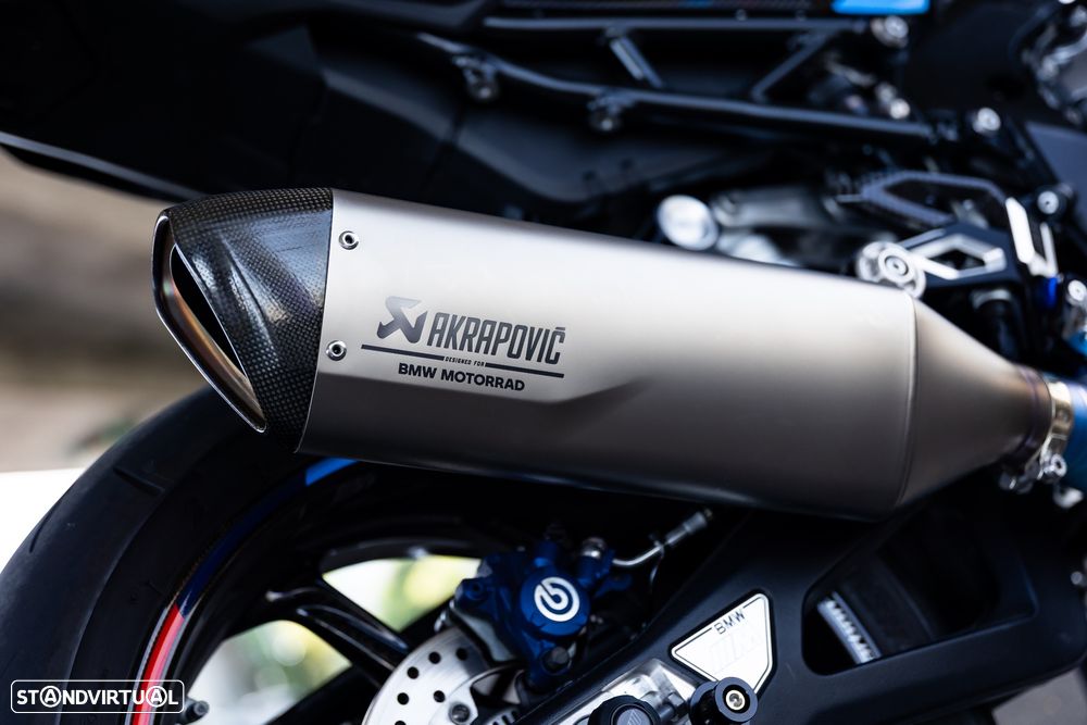 BMW M 1000 RR Competition - 24