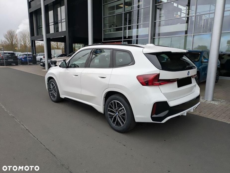 BMW X1 sDrive18i sport - 5