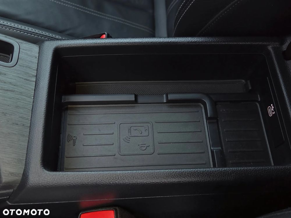 Audi A4 Avant 2.0 TDI S tronic quattro sport - 34