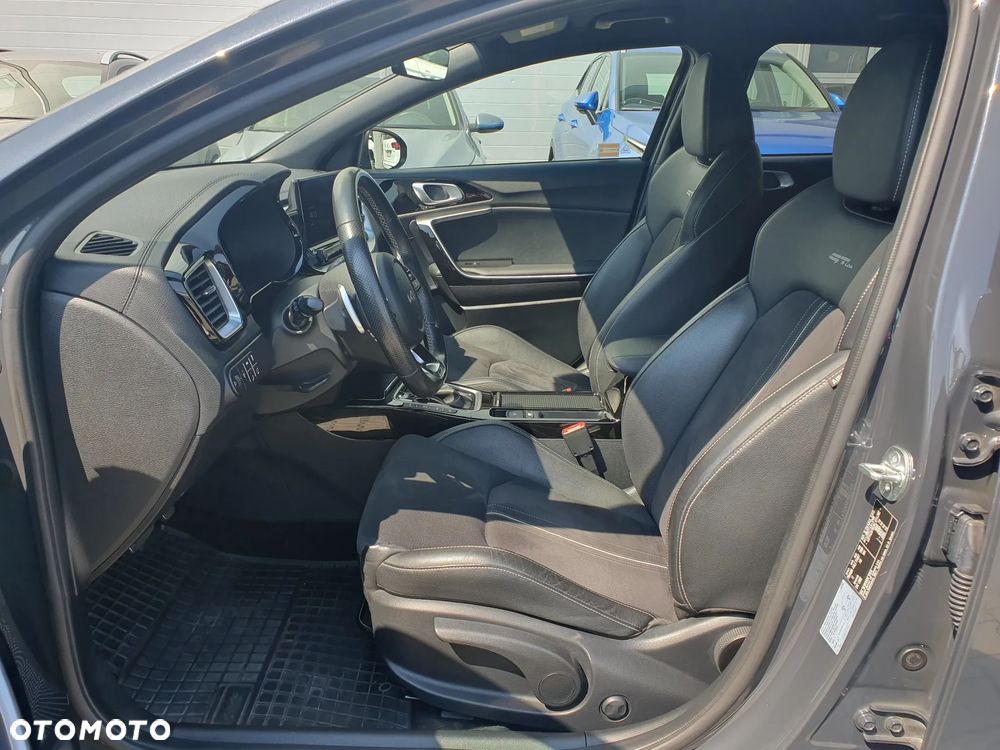 Kia ProCeed 1.5 T-GDI GT Line DCT - 27