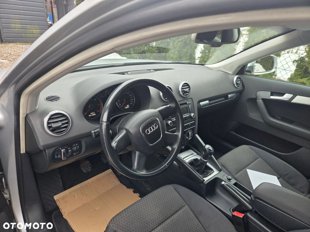 Audi A3 Sportback 2.0 TDI DPF Ambition - 6