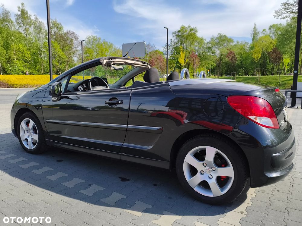 Peugeot 207 CC 1.6 Intense - 14