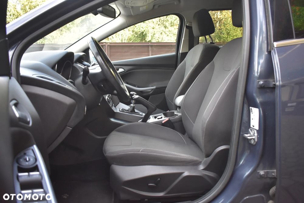 Ford Focus 1.6 EcoBoost Titanium - 12