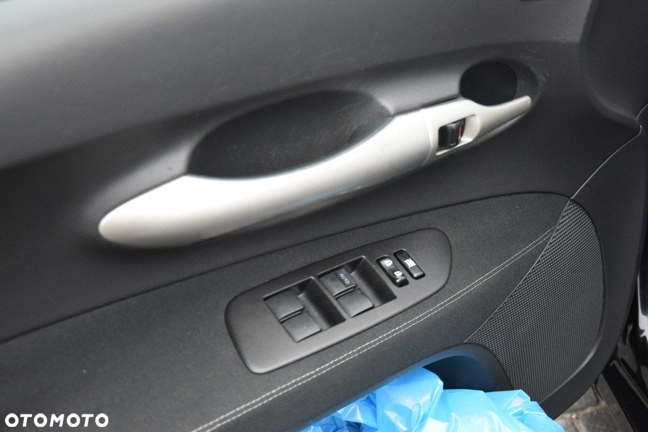 Toyota Auris 1.6 Active - 13