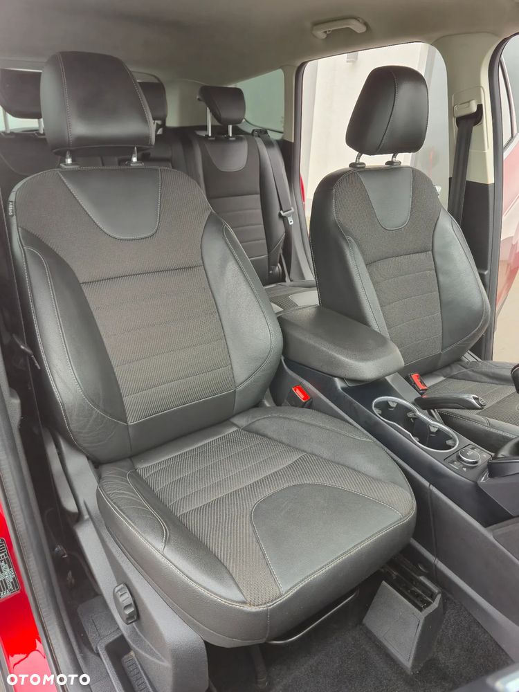 Ford Kuga 2.0 TDCi 4x4 Titanium - 21