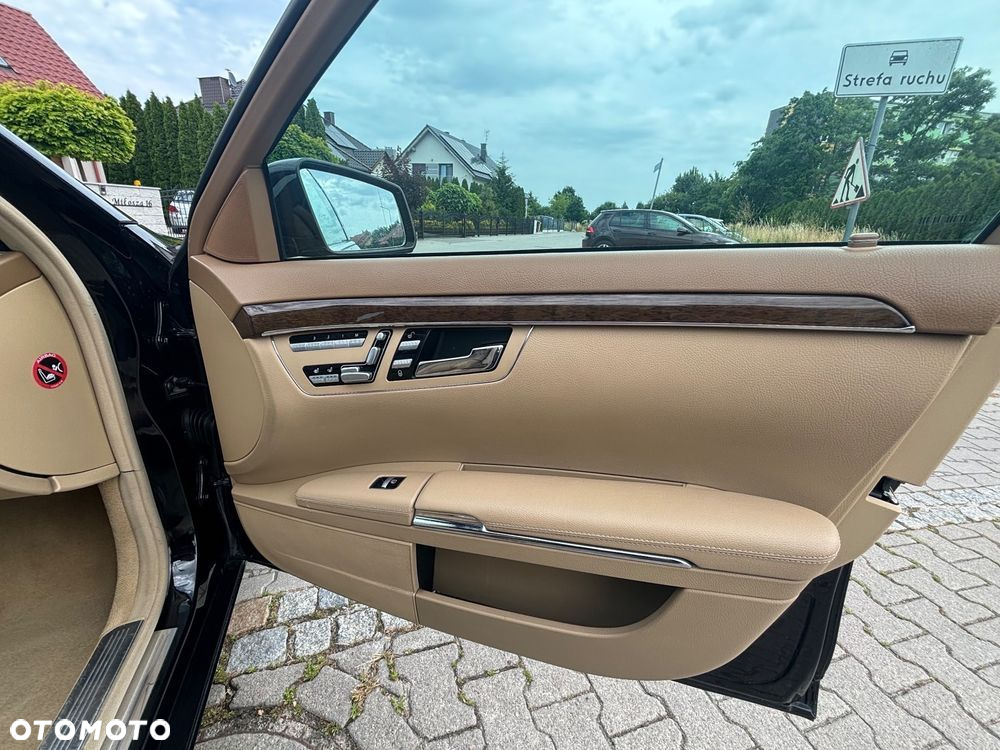 Mercedes-Benz Klasa S 350 (BlueTEC) d 4-Matic 7G-TRONIC - 18