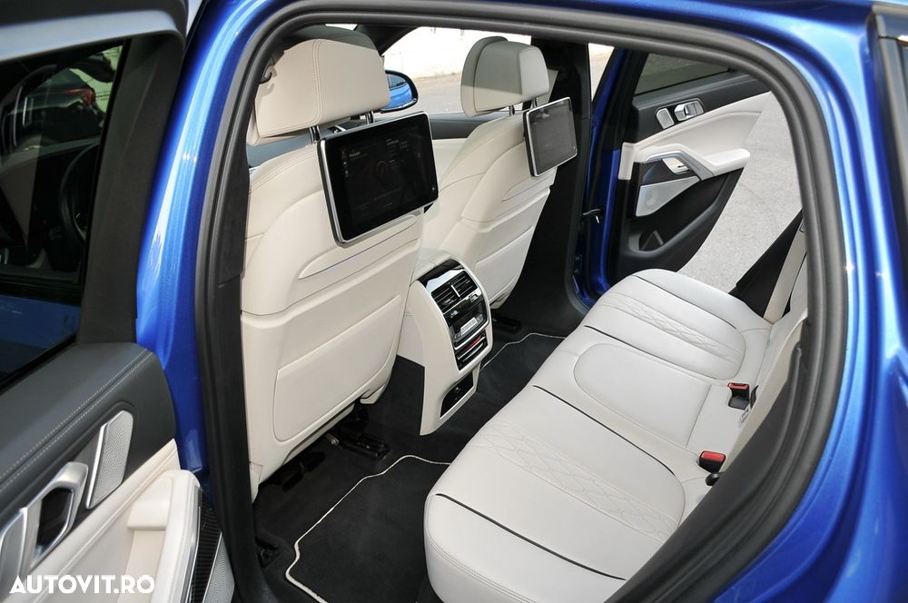 BMW X6 xDrive30d - 10