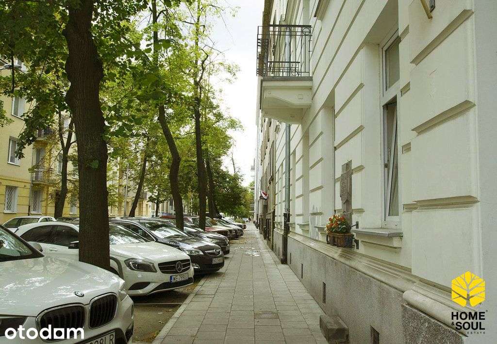 Dwa obszerne pokoje w centrum Mokotowa