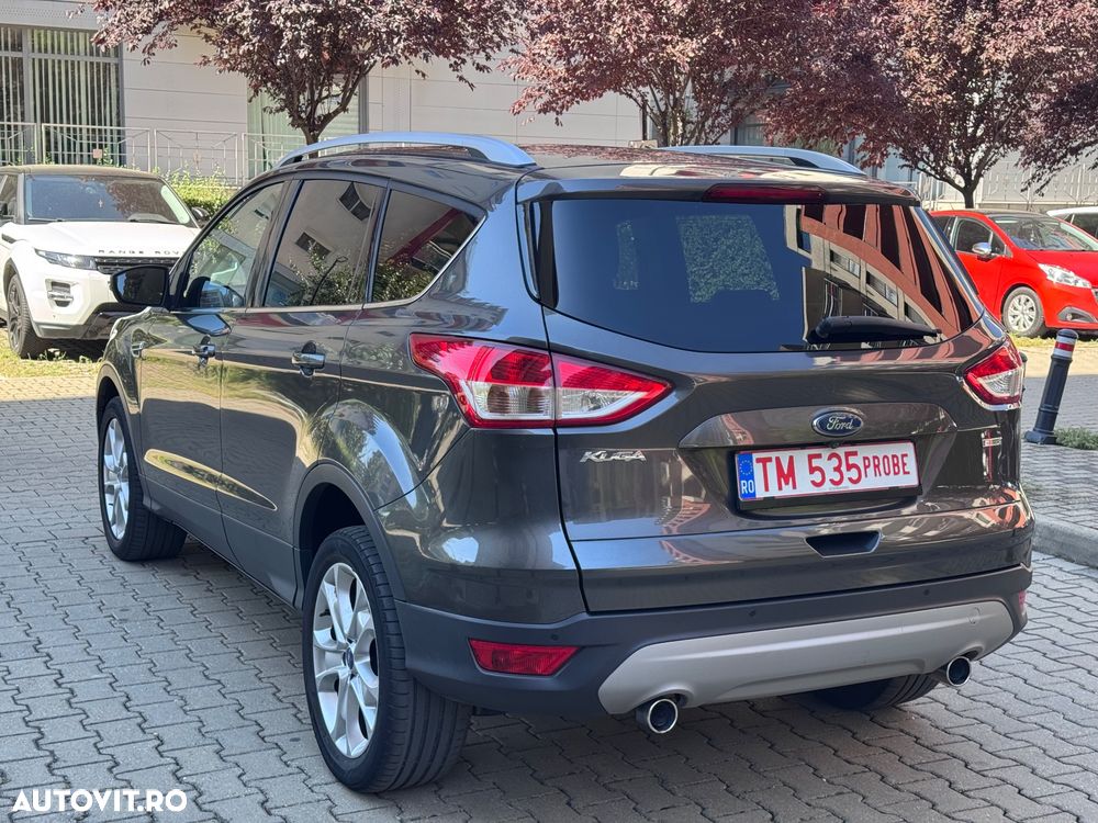 Ford Kuga 1.5 EcoBoost 2x4 Titanium - 3