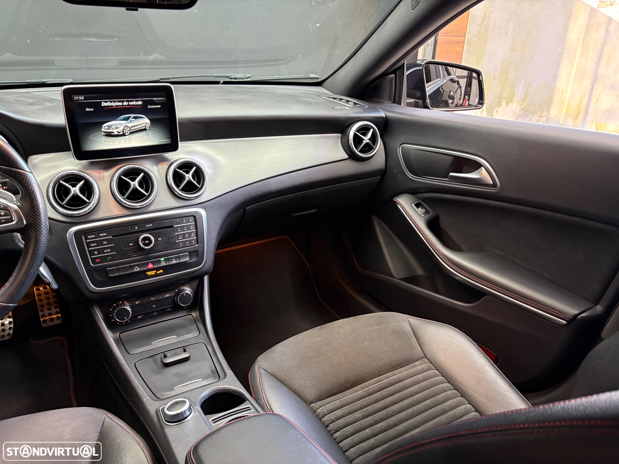 Mercedes-Benz CLA 200 d Shooting Brake AMG Line Aut. - 14