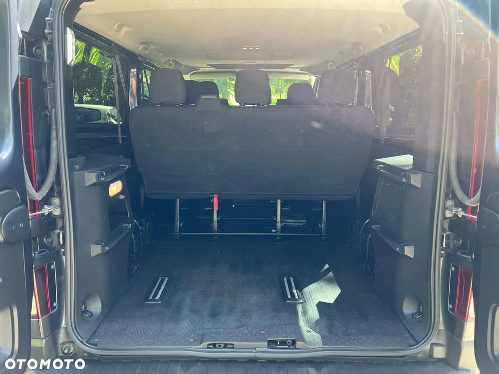 Renault Trafic - 15