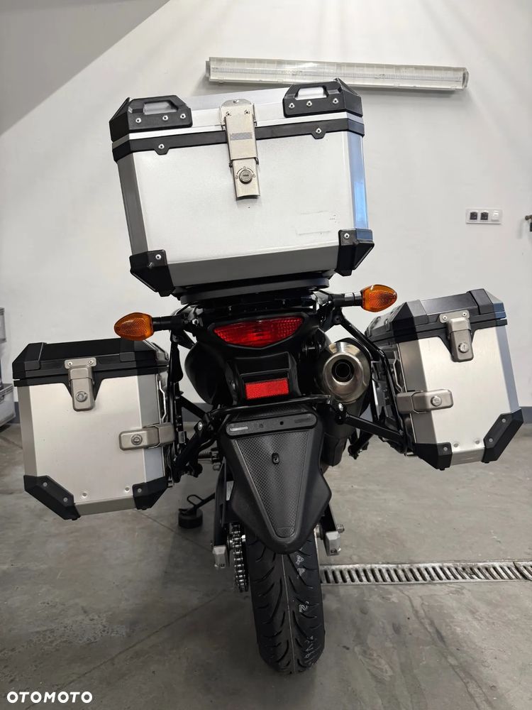 Suzuki V-STROM - 40