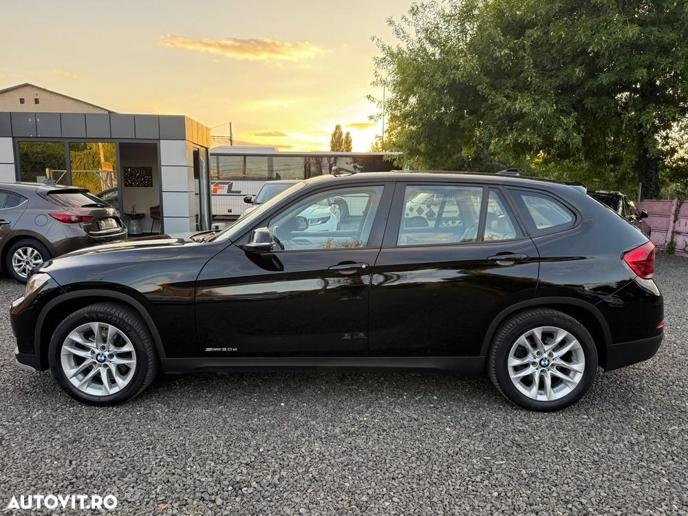 BMW X1 sDrive20d Aut. xLine - 2