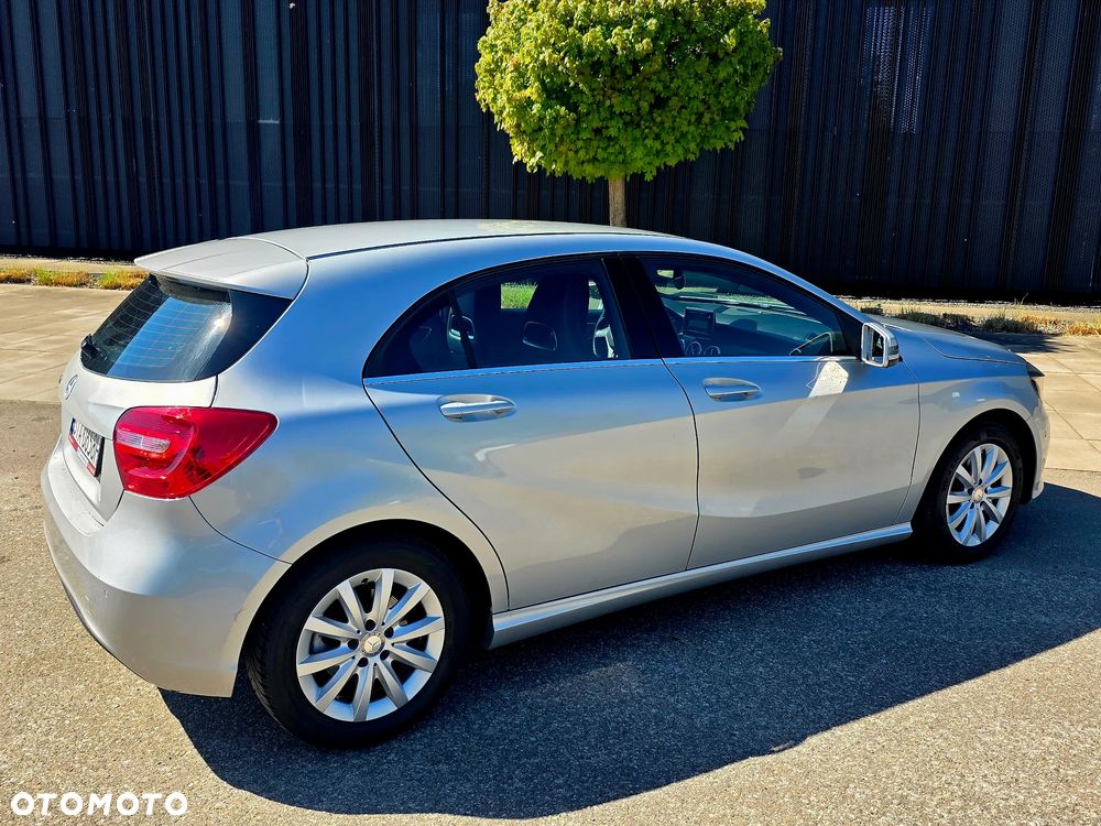 Mercedes-Benz Klasa A 180 (BlueEFFICIENCY) - 13