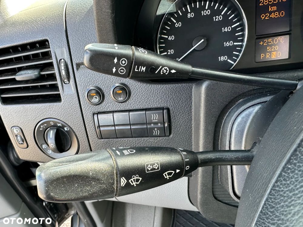 Mercedes-Benz Sprinter W906 - 21
