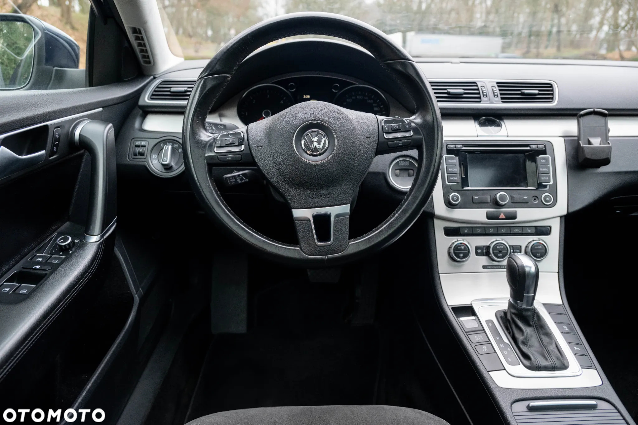 Volkswagen Passat Variant 2.0 TDI DSG BlueMotion Technology Comfortline - 19