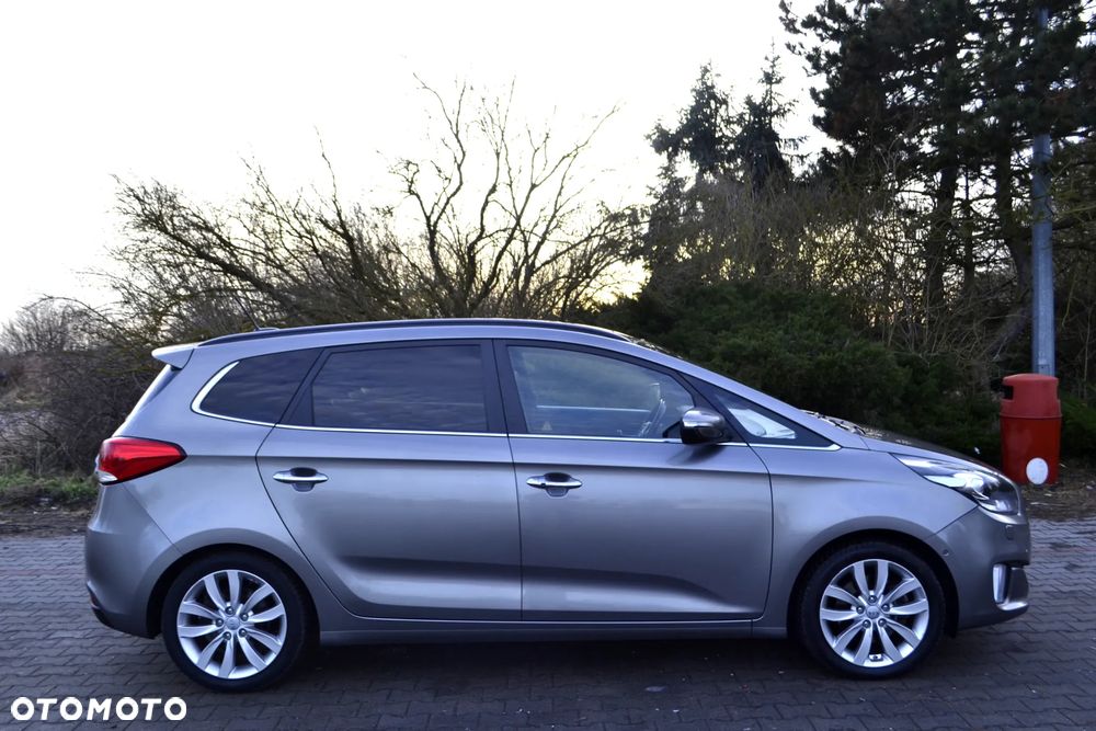 Kia Carens 1.7 CRDi Business Line 7os - 11