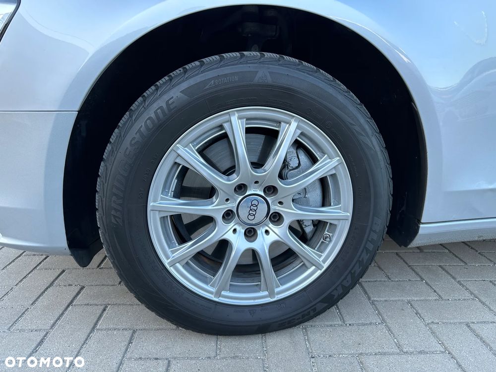Audi A4 Limousine - 31