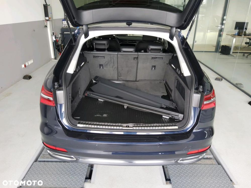 Audi A6 Avant 40 TDI quattro S tronic sport - 12