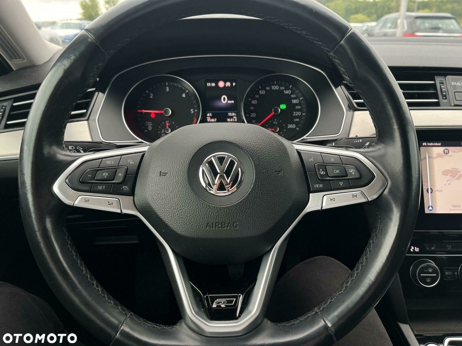 Volkswagen Passat 2.0 TDI Elegance DSG - 18