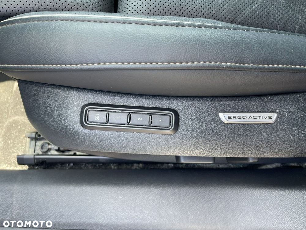 Volkswagen Passat Variant 2.0 TSI Elegance DSG - 15