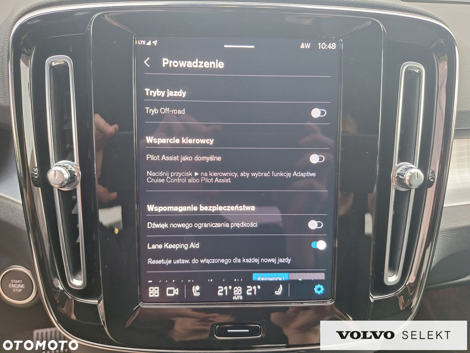 Volvo XC 40 - 25