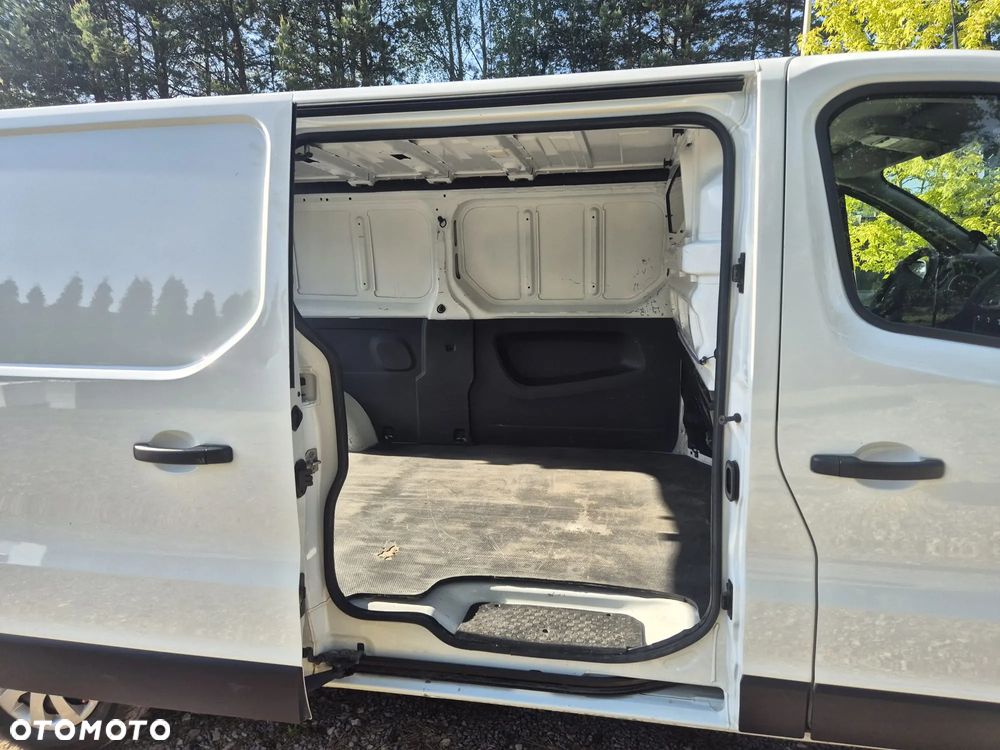 Renault TRAFIC - 8