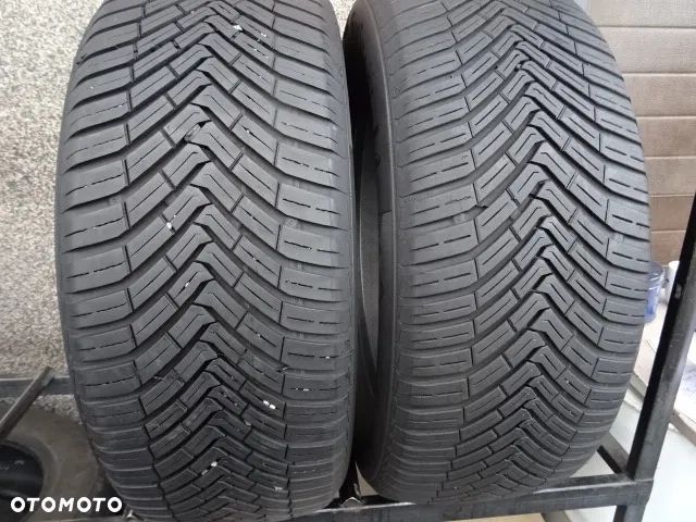 225/55/R17 101V XL Continental All Season Contact - 1