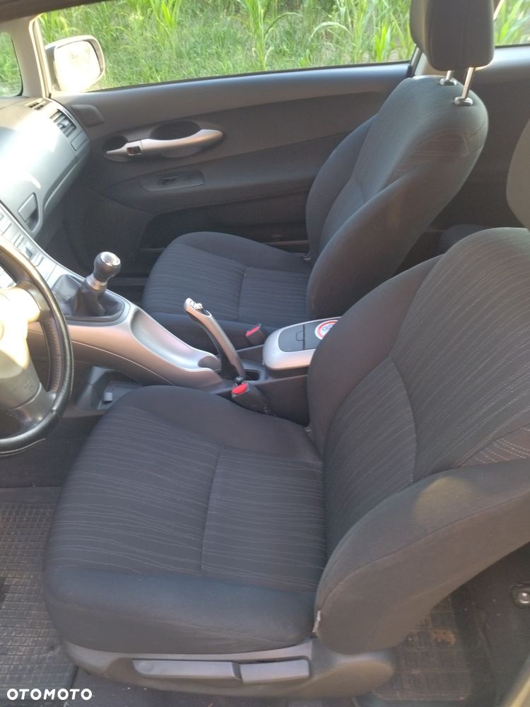 Toyota Auris - 7
