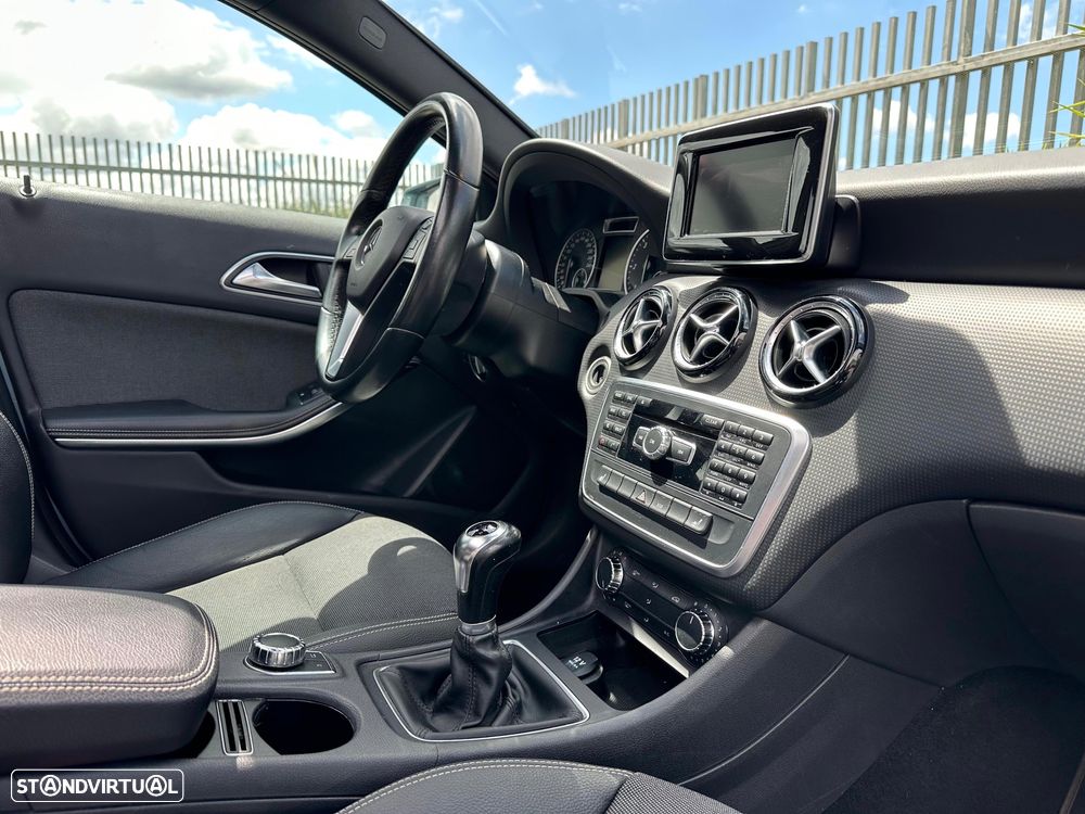 Mercedes-Benz A 180 CDI (BlueEFFICIENCY) Urban - 14