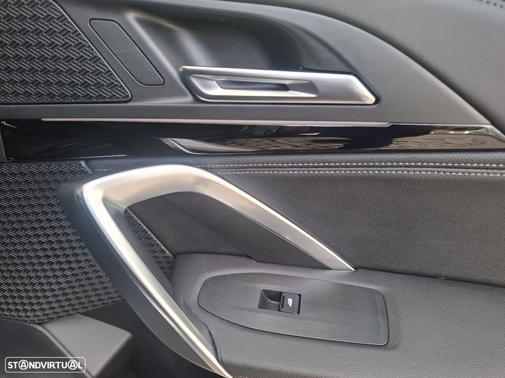 BMW iX1 xDrive30 xLine - 45