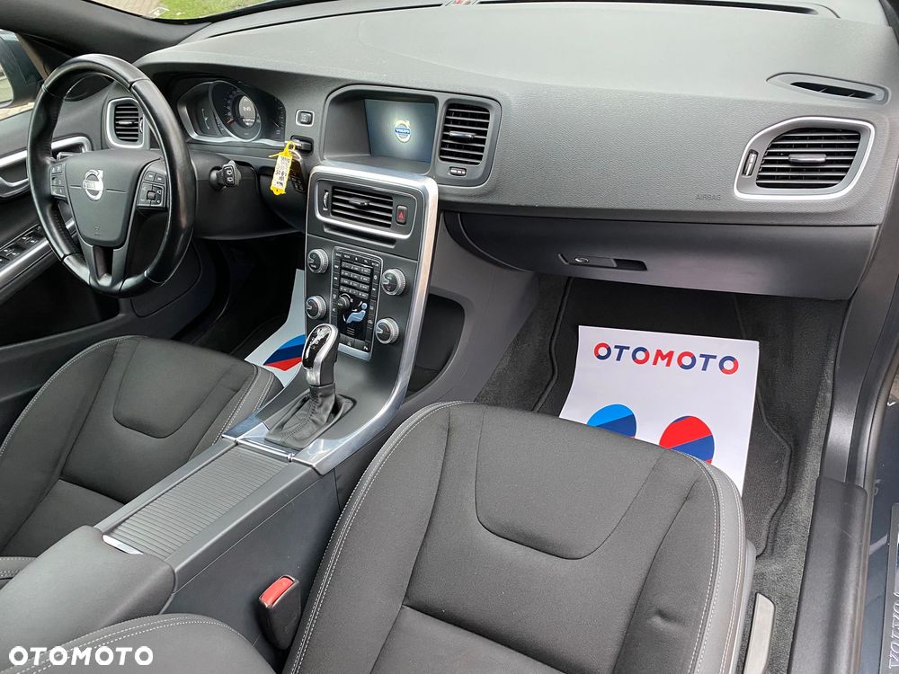 Volvo V60 D3 Geartronic Momentum - 15