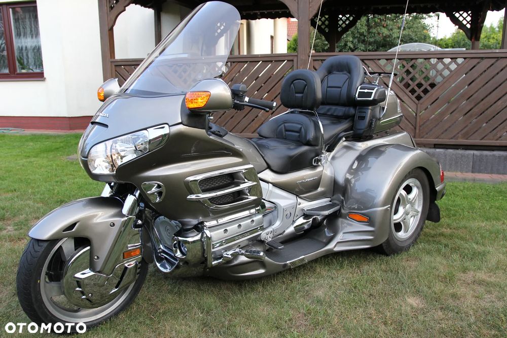 Honda GL - 16