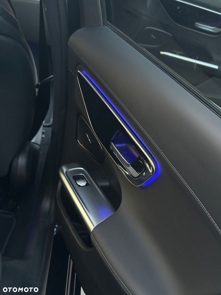 Mercedes-Benz Klasa C 300 de 9G-TRONIC AMG Line - 26