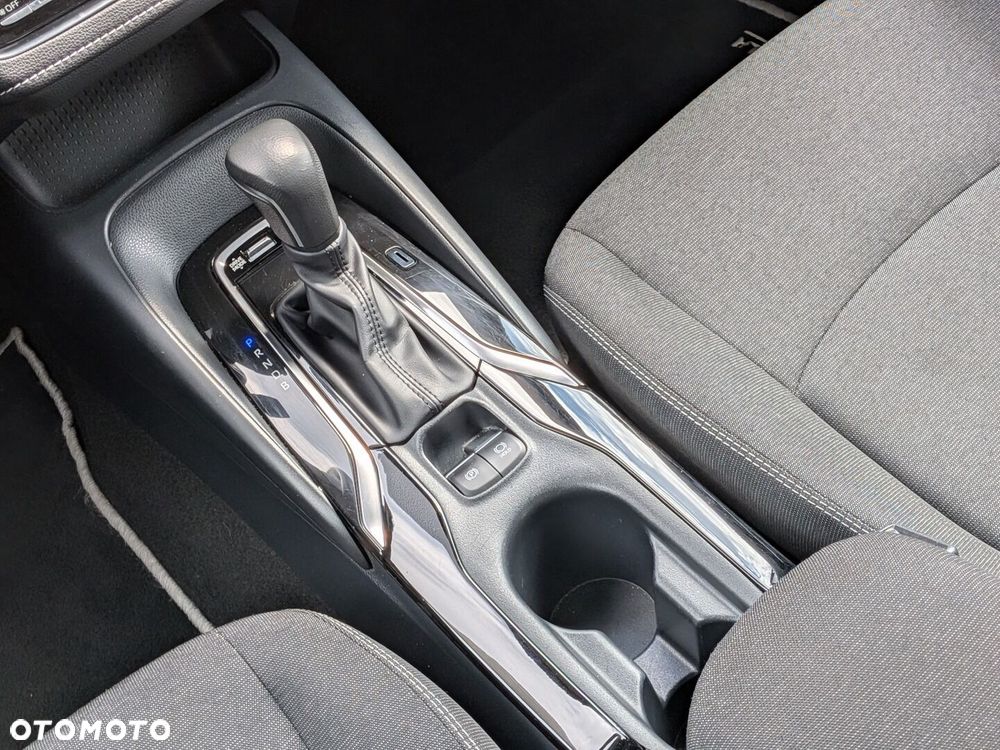 Toyota Corolla 1.8 Hybrid Comfort - 21