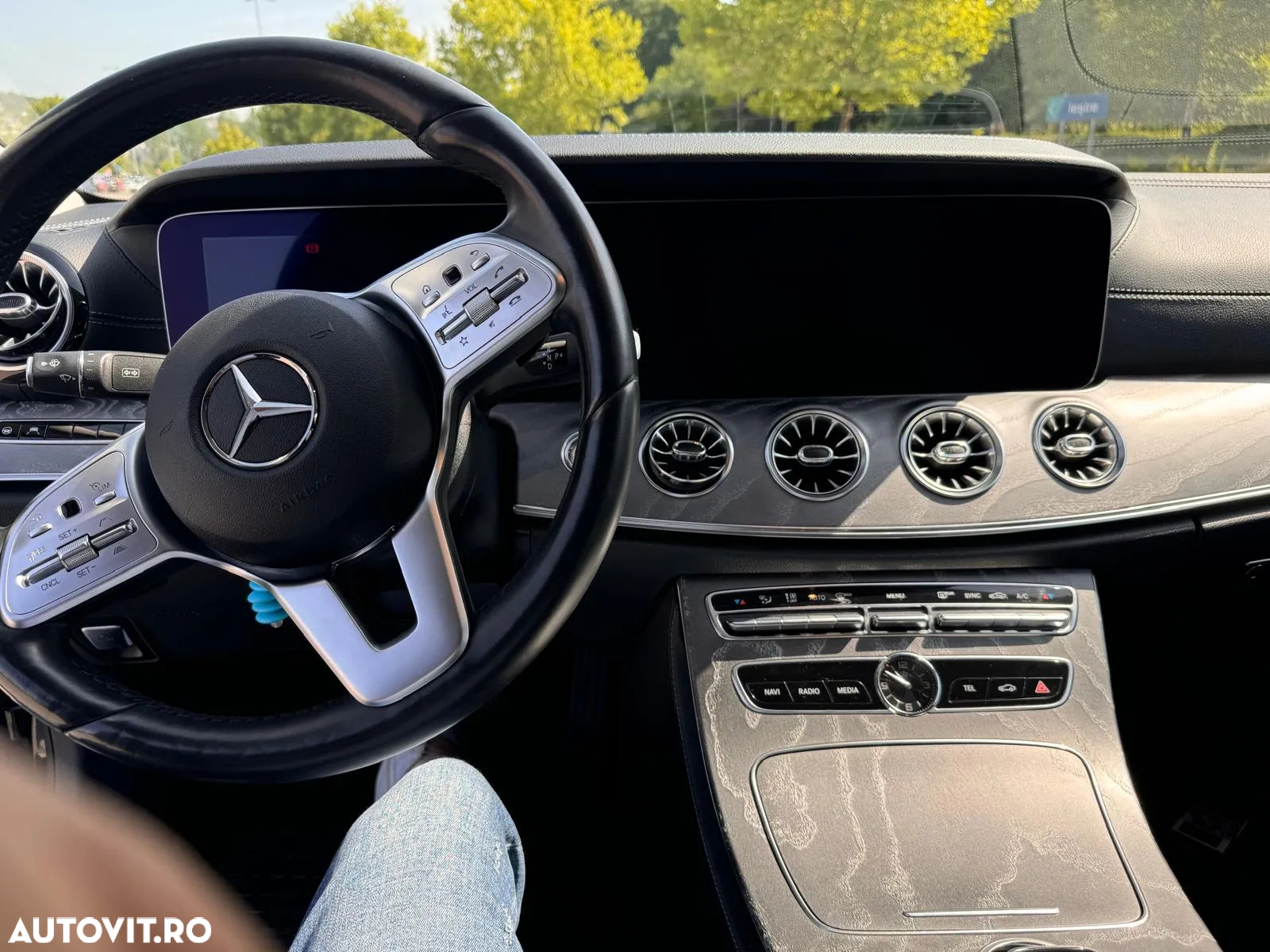 Mercedes-Benz CLS 350 d 4MATIC Aut - 27