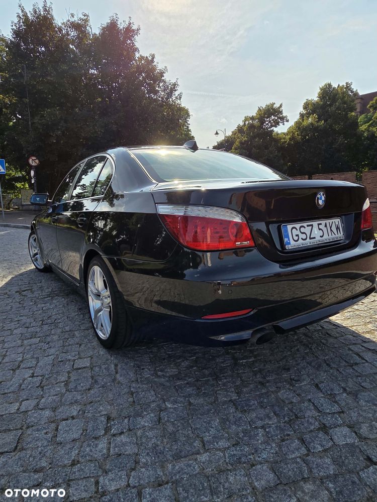BMW Seria 5 520d - 11