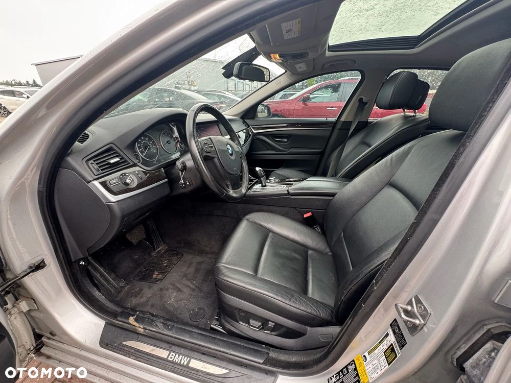 BMW Seria 5 535i - 12